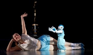robot art Blanca Li danse dance